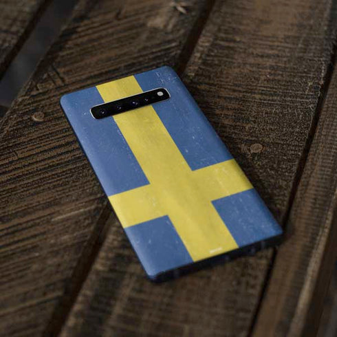Sweden Flag Distressed Galaxy S10 Plus Skin